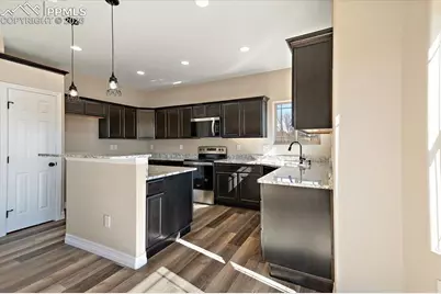 538 S Ferncliff Drive, Pueblo West, CO 81007 - Photo 18