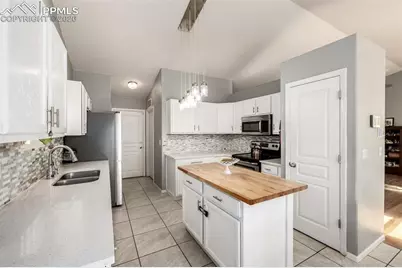 830 Winebrook Way, Fountain, CO 80817 - Photo 10