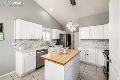 830 Winebrook Way, Fountain, CO 80817 - Photo 8