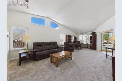 20 Kingsboro Way #C, Pueblo, CO 81005 - Photo 8