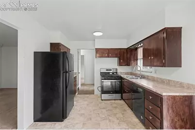 27 McBurney Boulevard, Colorado Springs, CO 80911 - Photo 16