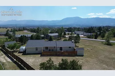 19155 Spring Valley Road, Monument, CO 80132 - Photo 8