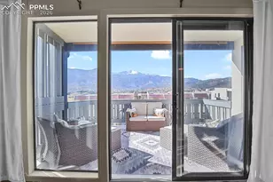 910 Fontmore Rd, Colorado Springs, CO 80904 - Photo 30