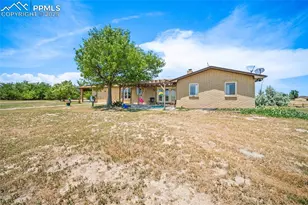 650 E Woodleaf Dr, Pueblo, CO 81007 - Photo 30