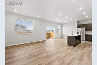 6786 Roundtail Way, Colorado Springs, CO 80925 - Photo 8