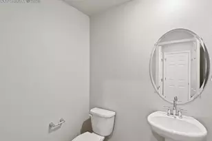 6786 Roundtail Wy, Colorado Springs, CO 80925 - Photo 10