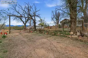 407 Fountain Mesa Rd, Fountain, CO 80817 - Photo 38