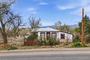 407 Fountain Mesa Rd, Fountain, CO 80817 - Photo 2
