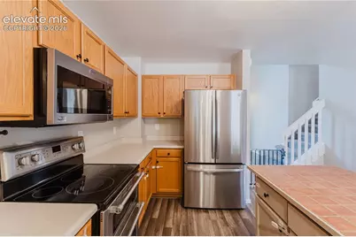 6951 Prairie Wind Drive, Colorado Springs, CO 80923 - Photo 8
