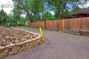 1015 W Cheyenne Rd, Colorado Springs, CO 80906 - Photo 14