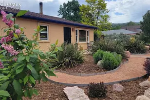 207 Beckers Ln, Manitou Springs, CO 80829 - Photo 2