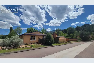 207 Beckers Lane, Manitou Springs, CO 80829 - Photo 2