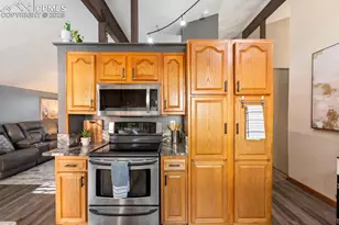 3080 Squaw Valley Dr, Colorado Springs, CO 80918 - Photo 8