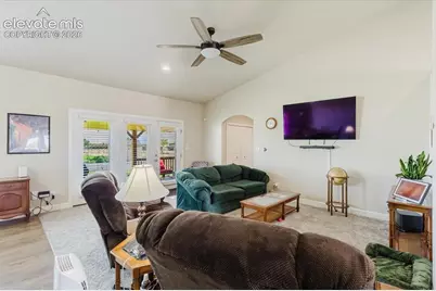 698 W McCulloch Boulevard, Pueblo West, CO 81007 - Photo 16