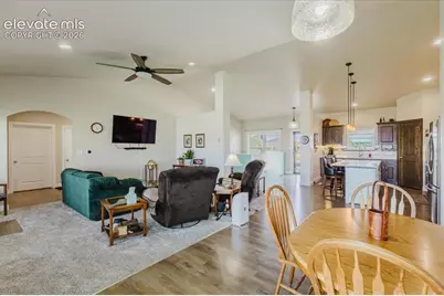 698 W McCulloch Boulevard, Pueblo West, CO 81007 - Photo 14