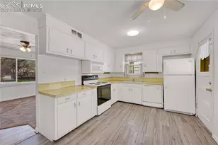 1810 W Boulder St, Colorado Springs, CO 80904 - Photo 12