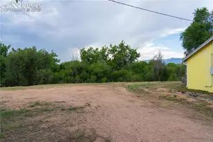 325 S Santa Fe Ave, Fountain, CO 80817 - Photo 14