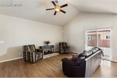 8255 Kenosha Drive, Colorado Springs, CO 80908 - Photo 4