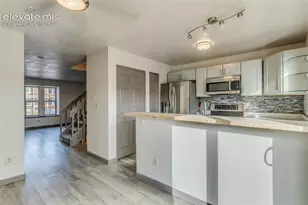 6816 Ravencrest Dr, Colorado Springs, CO 80919 - Photo 8