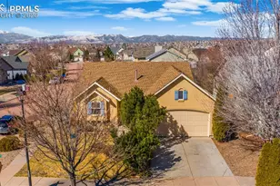 5904 Sonesta Dr, Colorado Springs, CO 80923 - Photo 2