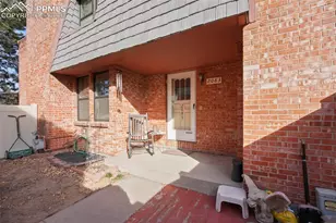 2083 Sussex Ln, Colorado Springs, CO 80909 - Photo 2