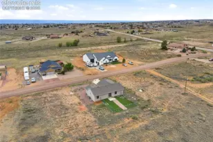 1232 N Challenger Pl, Pueblo, CO 81007 - Photo 28