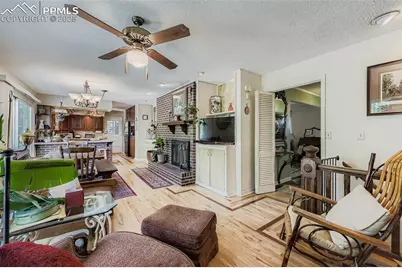 520 Crestridge Avenue, Colorado Springs, CO 80906 - Photo 8