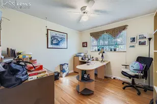 520 Crestridge Ave, Colorado Springs, CO 80906 - Photo 12