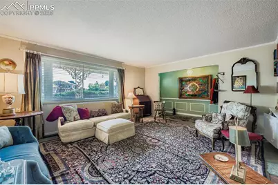 520 Crestridge Avenue, Colorado Springs, CO 80906 - Photo 4