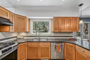 85 S Sherwood Glen, Monument, CO 80132 - Photo 12
