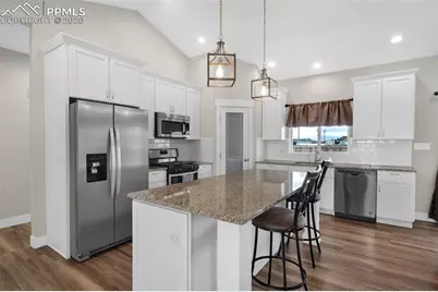 671 N Snyder Drive, Pueblo, CO 81007 - Photo 12