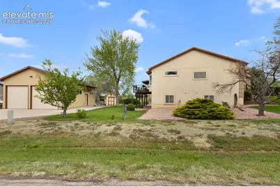 10000 Rolling Ridge Road, Colorado Springs, CO 80925 - Photo 8