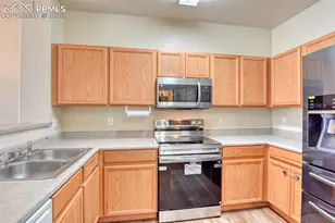 6130 Sierra Grande Point, Colorado Springs, CO 80923 - Photo 10
