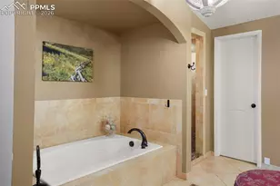 1660 Mesa Ave, Colorado Springs, CO 80906 - Photo 12