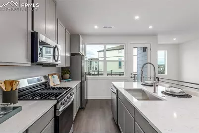 2224 Peridot Loop Heights, Colorado Springs, CO 80908 - Photo 10