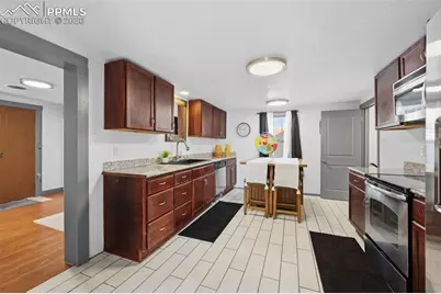 1126 McArthur Avenue, Colorado Springs, CO 80909 - Photo 14