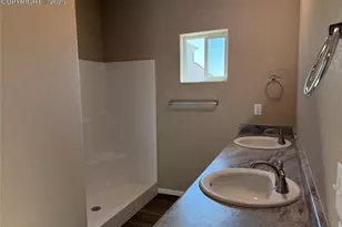 2314 Starboard Ln, Pueblo, CO 81008 - Photo 8