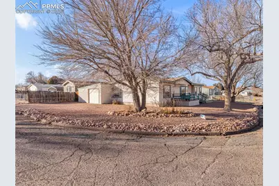 183 E Birch Hills Drive, Pueblo, CO 81007 - Photo 4