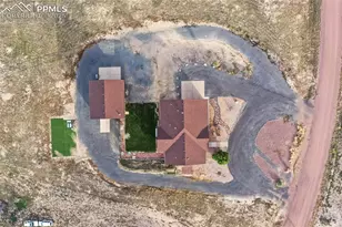 1476 N Bowen Dr, Pueblo, CO 81007 - Photo 4