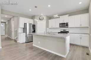 10210 Elgon Dr, Colorado Springs, CO 80924 - Photo 4