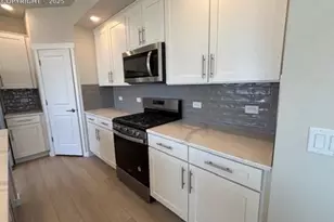 7053 Knapp Dr, Colorado Springs, CO 80924 - Photo 4