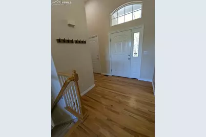 927 Champion Circle, Longmont, CO 80503 - Photo 2