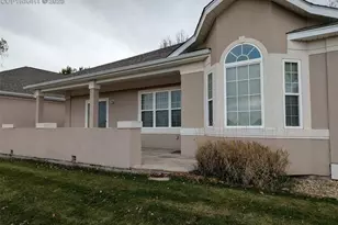 927 Champion Cir, Longmont, CO 80503 - Photo 32