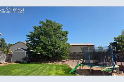 110 W Blakeland Drive, Pueblo, CO 81007 - Photo 4