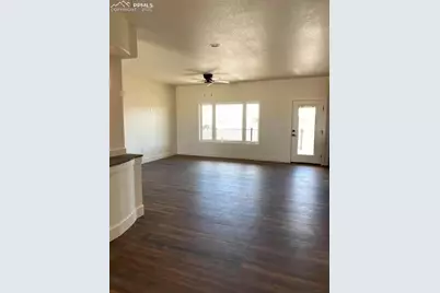 1194 E Gunpowder Lane, Pueblo, CO 81007 - Photo 10