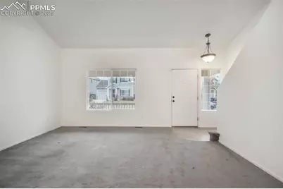 6226 Scottsbluff Drive, Colorado Springs, CO 80923 - Photo 6