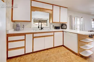 3111 Royal Ave, Pueblo, CO 81005 - Photo 8