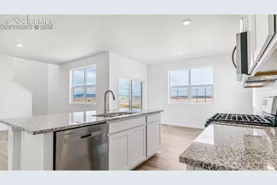 11643 Reagan Ridge Drive, Colorado Springs, CO 80925 - Photo 8