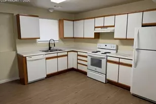 687-693 E Laporte Dr, Pueblo, CO 81007 - Photo 4