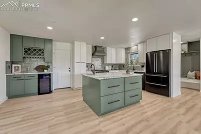 4770 Diamond Drive, Colorado Springs, CO 80918 - Photo 8